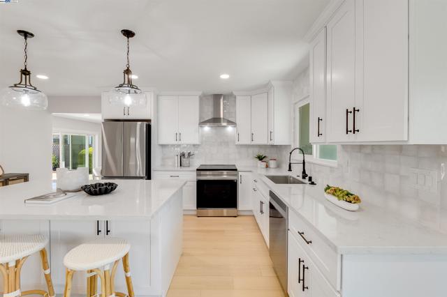736 Adams Ave, Livermore CA: https://media.crmls.org/mediaz/44336be9-b493-4116-afb7-3331801f4a3c.jpg