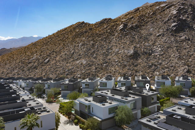 Image 23 of 31 For 329 Goleta Way