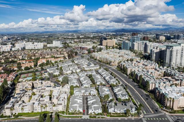 Detail Gallery Image 44 of 47 For 4085 Crystal Dawn Ln #201,  San Diego,  CA 92122 - 2 Beds | 2 Baths