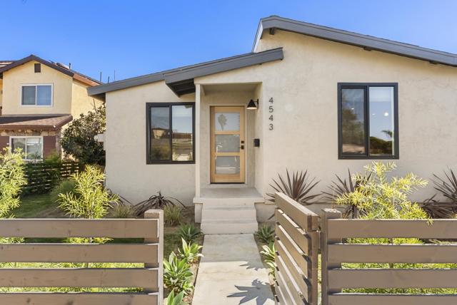 4543 Moraga Ave, San Diego CA: https://media.crmls.org/mediaz/4436668a-885b-4f6e-ba1c-65dbb556d537.jpg
