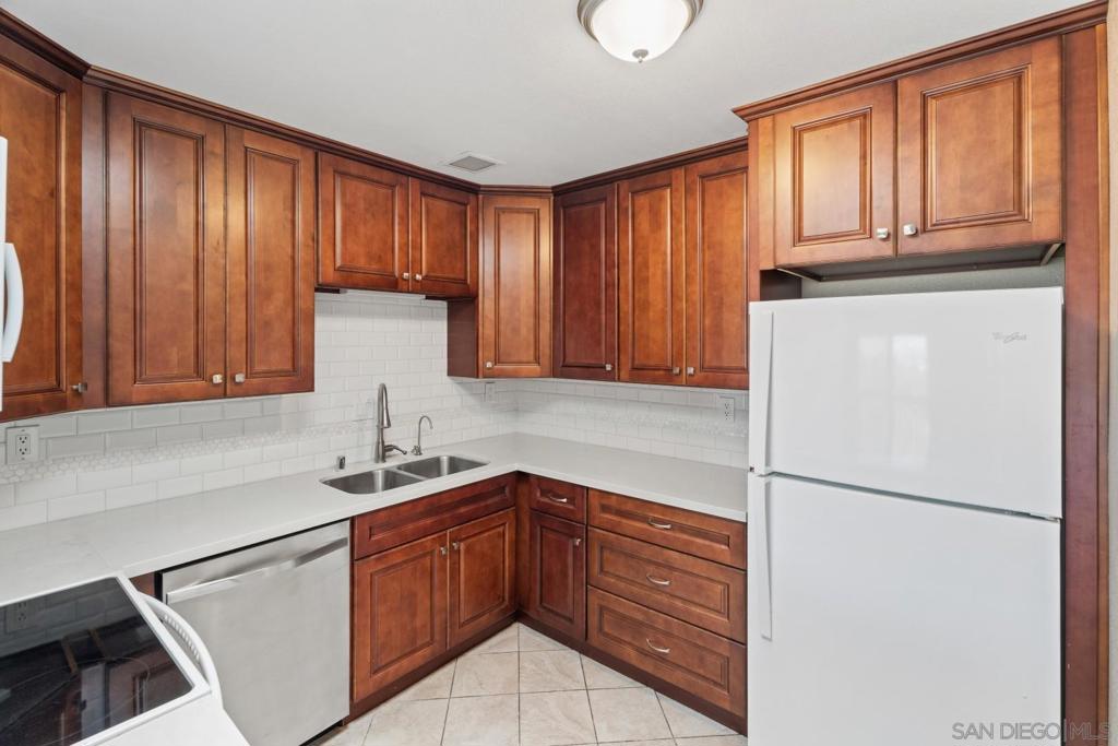 2909 Cowley Way - photo 5