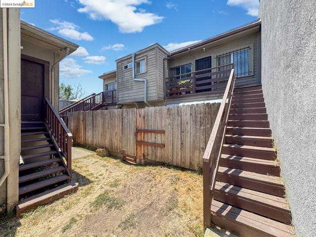 Image 2 of 10 For 515 11th St  