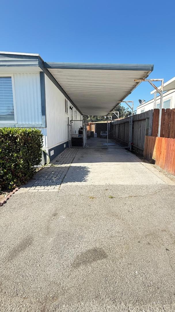 1900 HWY 1 #63, Moss Landing CA: https://media.crmls.org/mediaz/44387ba5-4f30-467d-acd0-18217f22c01a.jpg