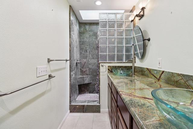 4464 Maple Ave, La Mesa CA: https://media.crmls.org/mediaz/4439465e-1b19-44b5-8781-461abe6e8bea.jpg