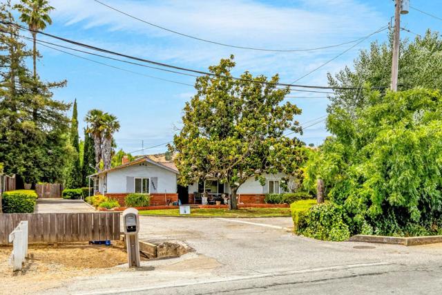 18455 Old Monterey Road, Morgan Hill CA: https://media.crmls.org/mediaz/443b0068-b36e-4d3e-ab47-38b45e6b8059.jpg