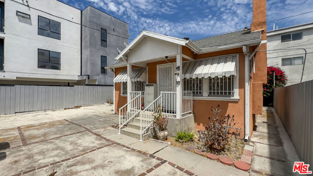 Image 3 for 534 N Serrano Ave, Los Angeles, CA 90004