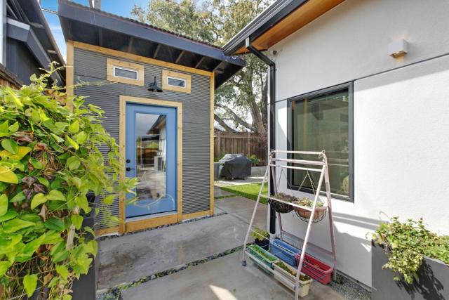 104 Oak Park Drive, Los Gatos CA: https://media.crmls.org/mediaz/443c5a48-fd6c-4652-aaec-2e9984211c7f.jpg