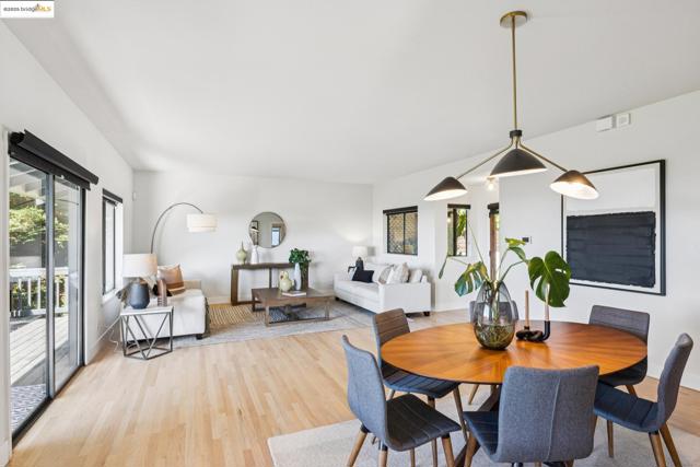 17032 Broadway Ter, Oakland CA: https://media.crmls.org/mediaz/443f6b15-a1df-499e-87f5-f50d49992b44.jpg