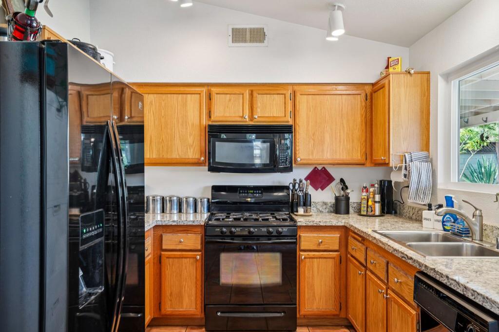 MLS #219138819DA image #19