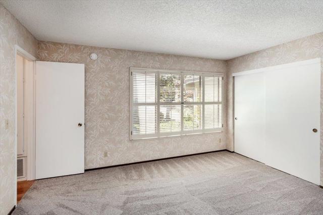 8065 Winery Court, San Jose CA: https://media.crmls.org/mediaz/4440225d-7583-4dd7-b4c0-e70245fd03d6.jpg