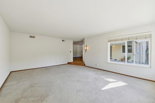 4975 Bel Escou Drive, San Jose CA: https://media.crmls.org/mediaz/4440d1a1-b0e9-45dd-88fc-bc26f5439d98.jpg