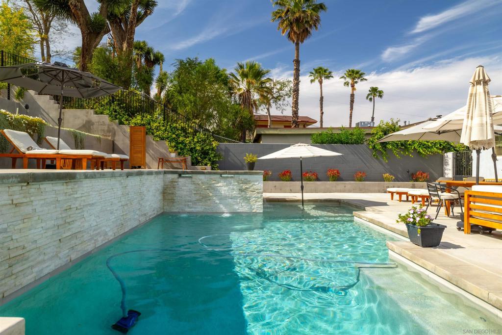 MLS #250027362SD img 25