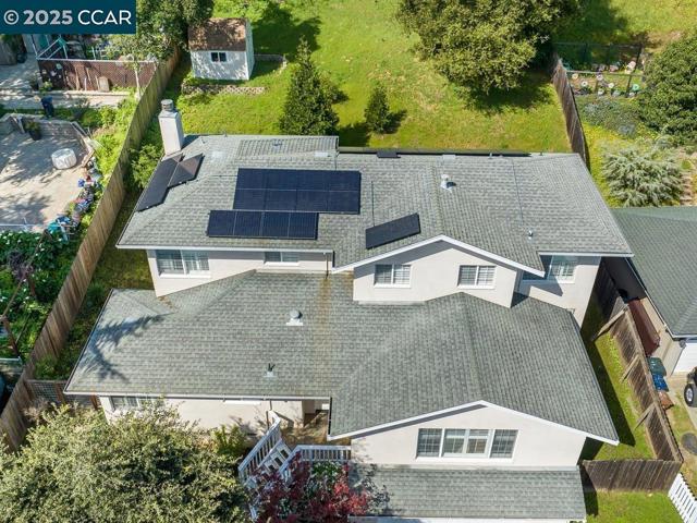 4430 Canyon Way, Martinez CA: https://media.crmls.org/mediaz/44419f11-800f-4cae-8104-96954b8eec31.jpg
