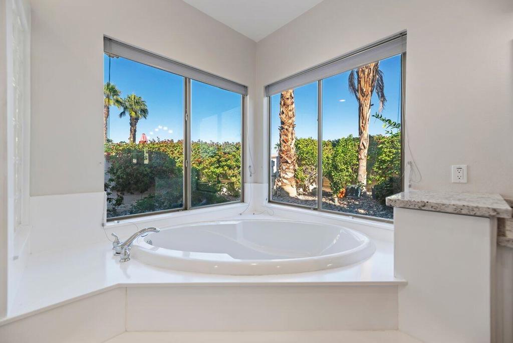 MLS #219138509DA image #12