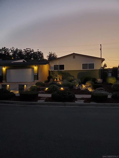 1314 Harol St., El Cajon CA: https://media.crmls.org/mediaz/4441ef22-1d1f-4b0e-b355-75d919b40d39.jpg