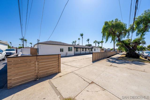 622 26 I Street, Chula Vista CA: https://media.crmls.org/mediaz/444246ed-179b-4527-bc18-dd135ae887ee.jpg