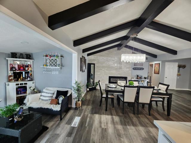 601 Weyer Road, Modesto CA: https://media.crmls.org/mediaz/444253bd-183e-4c6f-8b41-fa0033312e7b.jpg