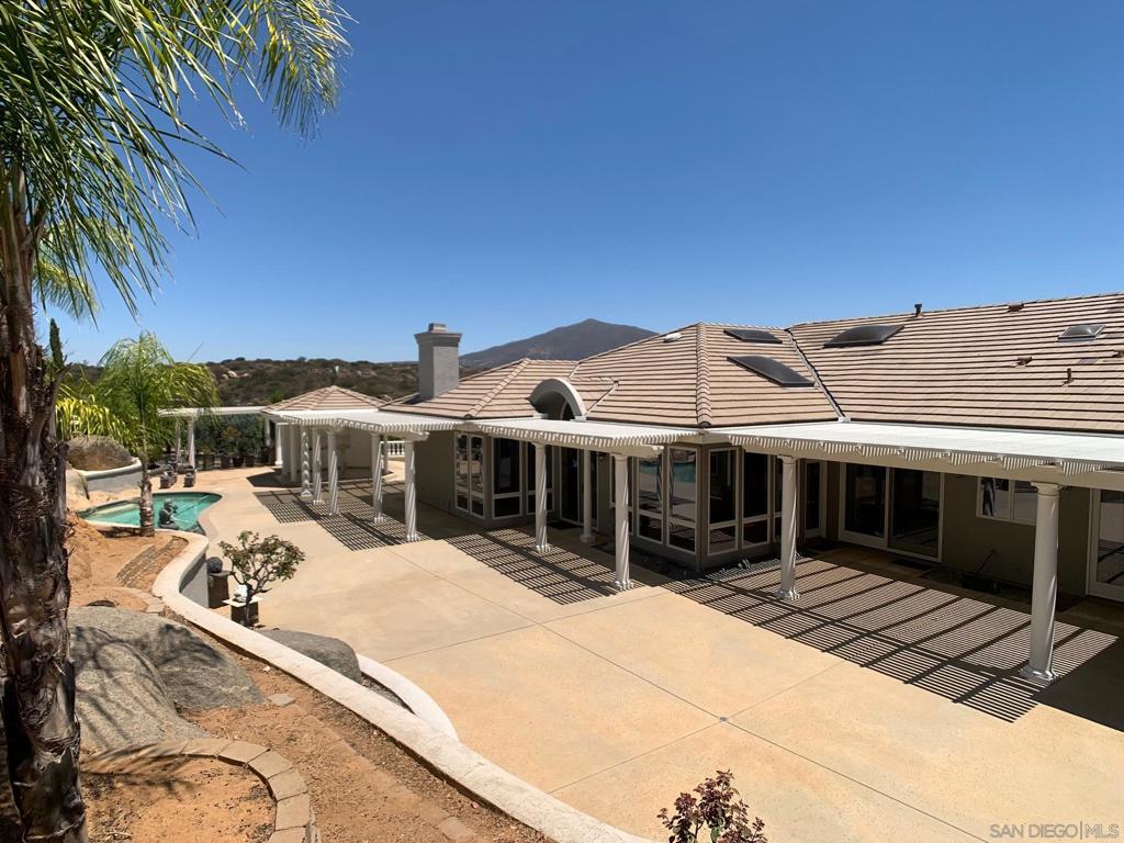 MLS #250034393SD img 65