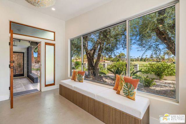 5155 E Bobolink Lane, Palm Springs CA: https://media.crmls.org/mediaz/4445cee5-cadc-45af-b2ab-f685ca2928ea.jpg