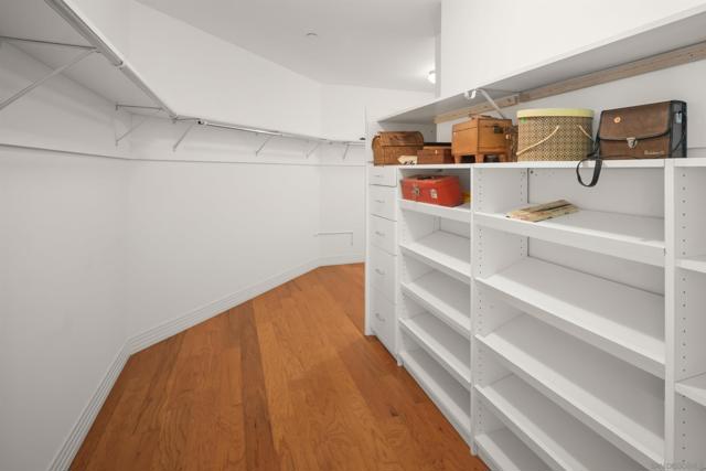 2500 6Th Ave, San Diego CA: https://media.crmls.org/mediaz/44460065-37d5-4d00-bed0-ee04fed7e43e.jpg