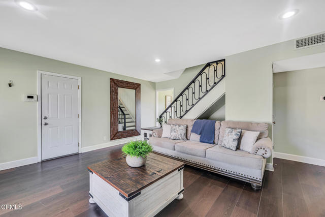 Detail Gallery Image 5 of 31 For 3362 Corning St, Thousand Oaks,  CA 91320 - 4 Beds | 2 Baths