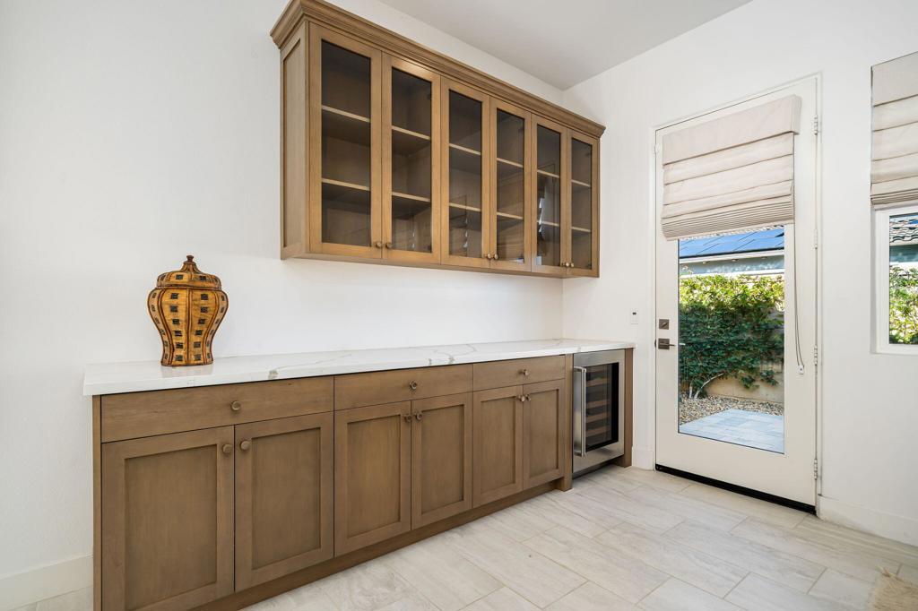 MLS #219141451DA image #13