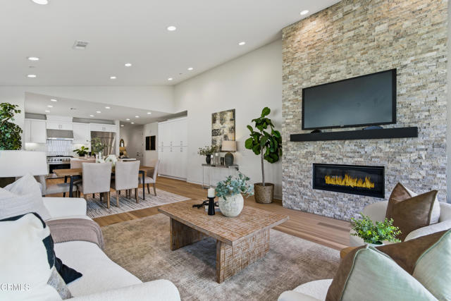 Detail Gallery Image 11 of 37 For 3245 Arrowhead Ct, Altadena,  CA 91001 - 4 Beds | 3/1 Baths