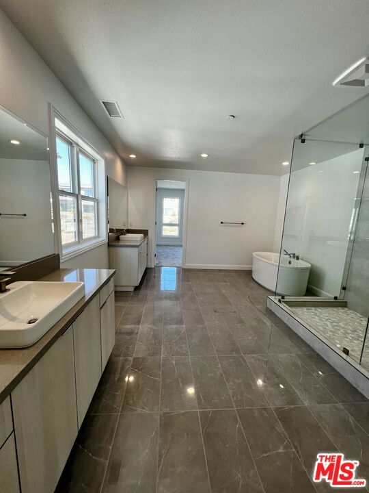 MLS #26837941 image #24