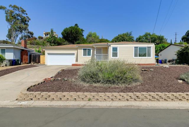 6330 Blanchard Rd, La Mesa CA: https://media.crmls.org/mediaz/4447b659-147a-4025-aea4-e1bb9429cd5e.jpg