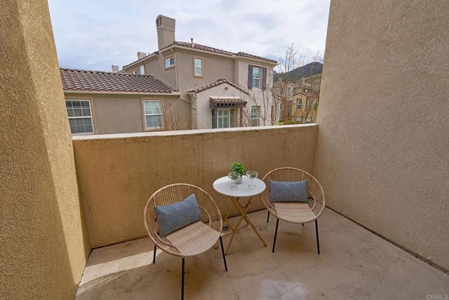 751 Almond Road, San Marcos CA: https://media.crmls.org/mediaz/4447db81-ecb8-4d26-9127-75dc3eadae20.jpg