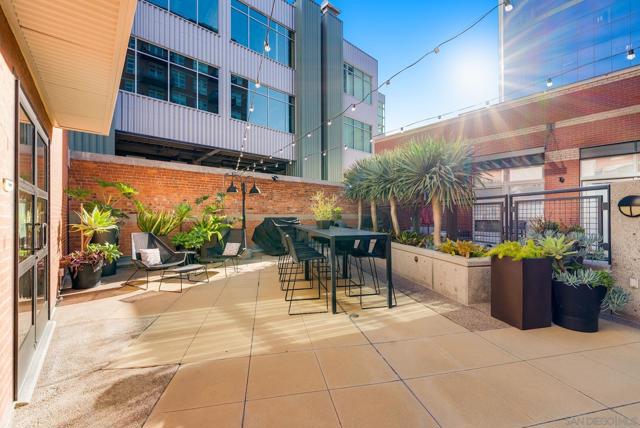 Image 66 of 75 For 877 Island Ave  1006