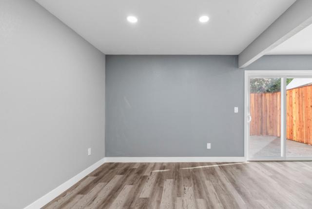 912 Acosta Plaza, Salinas CA: https://media.crmls.org/mediaz/444c6156-721f-45ad-ac45-77b66bf16c90.jpg