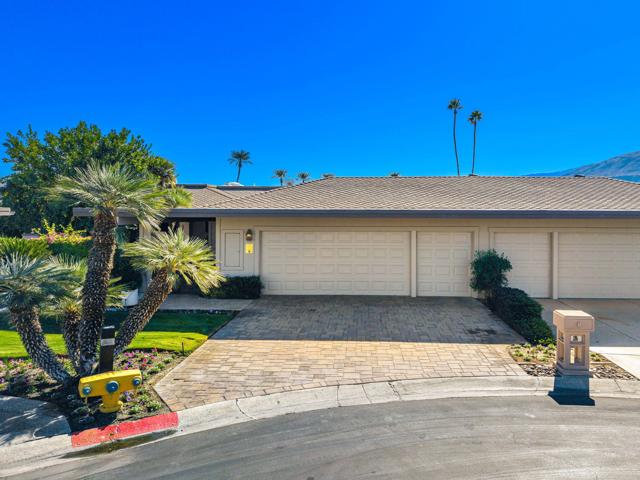 9 Rutgers Court, Rancho Mirage CA: https://media.crmls.org/mediaz/444c7344-f4cd-43da-8c19-939238670328.jpg