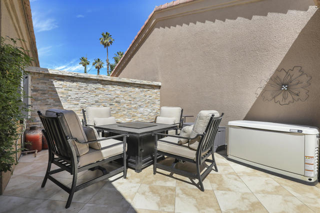 76099 Impatiens Circle, Palm Desert CA: https://media.crmls.org/mediaz/444fcdbf-89f0-438c-afc2-6ab050aa02b6.jpg