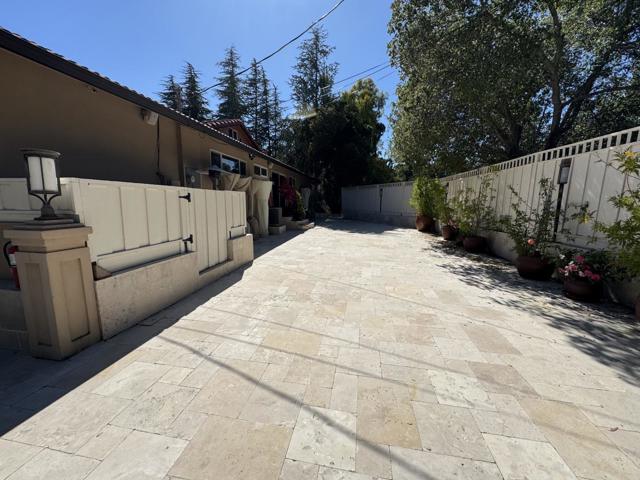 13605 Surrey Lane, Saratoga CA: https://media.crmls.org/mediaz/44503a49-ea41-4cc6-883e-19fbc9646d53.jpg