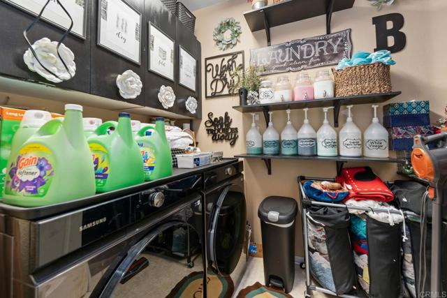 Detail Gallery Image 13 of 39 For 1489 Bottlebrush Ct, Beaumont,  CA 92223 - 4 Beds | 2 Baths