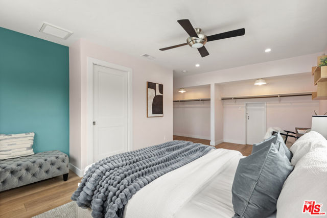 8005 Georgetown Avenue, Los Angeles CA: https://media.crmls.org/mediaz/44514f32-8ad4-414c-bc2f-f47f541eae98.jpg