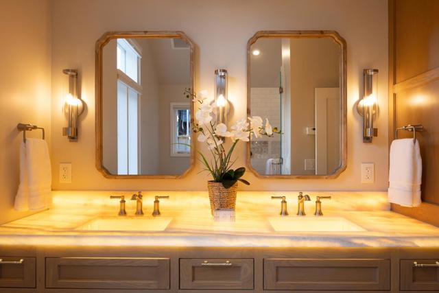 0 Mission 4 NE of 10th Avenue, Carmel CA: https://media.crmls.org/mediaz/44519647-05b8-4029-87b3-128bf351a256.jpg