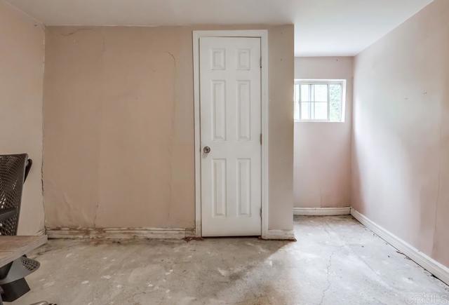 1279 N Hicks Drive, East Los Angeles CA: https://media.crmls.org/mediaz/4452db6a-3f06-494a-b54f-23135777964d.jpg