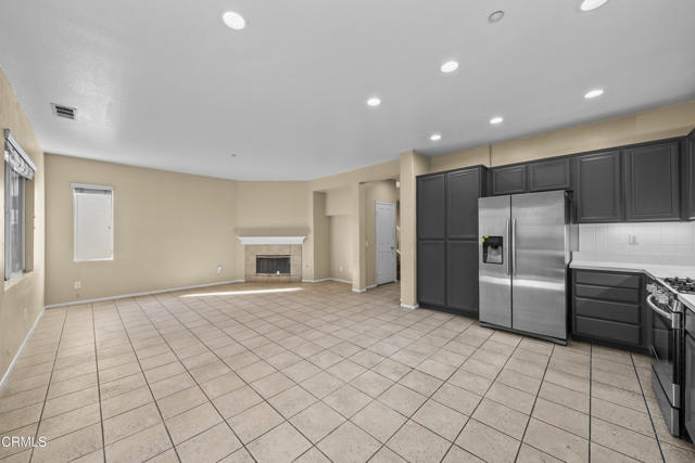 Detail Gallery Image 8 of 41 For 1930 Ribera Dr, Oxnard,  CA 93030 - 5 Beds | 3 Baths