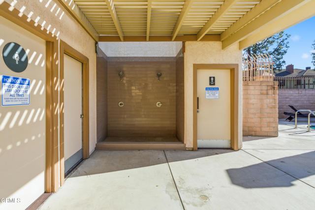 Detail Gallery Image 41 of 52 For 945 Mchugh Ct, Ventura,  CA 93003 - 3 Beds | 2/1 Baths