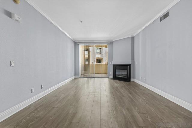 12373 Carmel Country Rd, San Diego CA: https://media.crmls.org/mediaz/4453c76f-b8df-4846-b1a8-538d9400ddf7.jpg