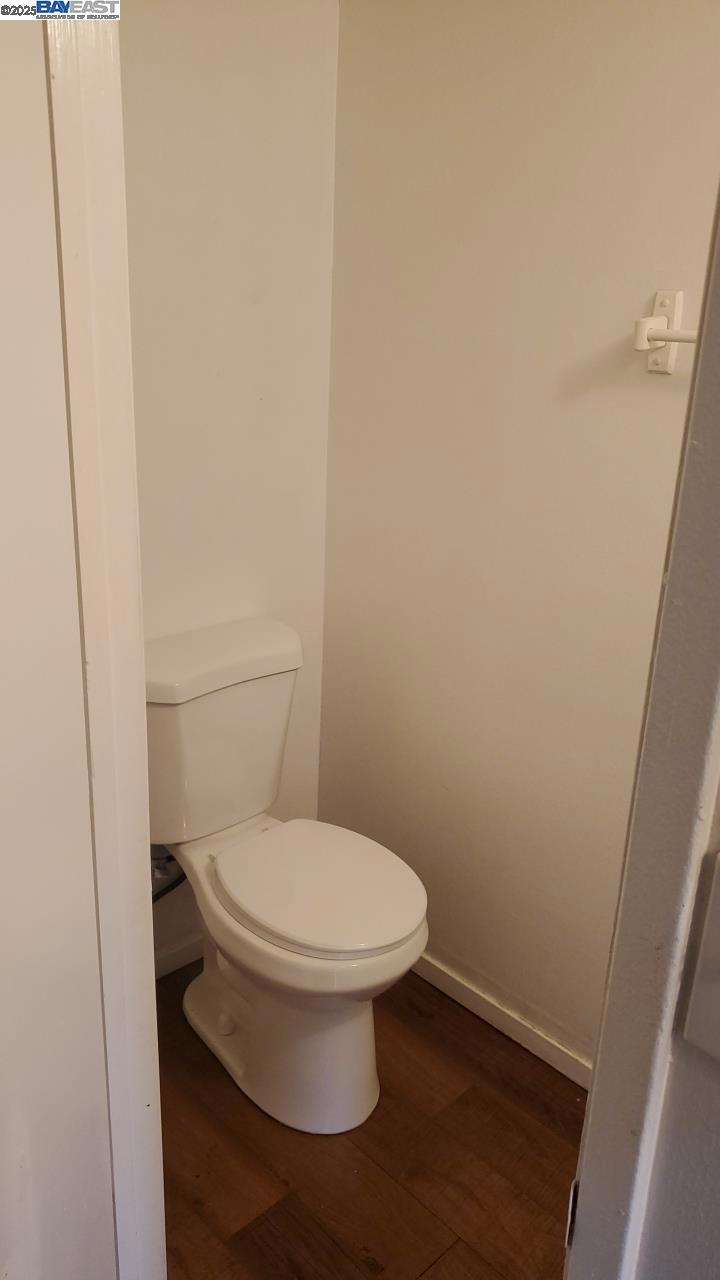 https://media.crmls.org/mediaz/44552ed9-daf6-42f4-831e-858715fa9a59.jpg?preset=X-Large