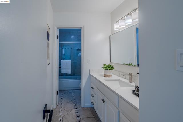 3354 S Francisco Way, Antioch CA: https://media.crmls.org/mediaz/4455e73f-af03-486f-99c1-43e440af9cd7.jpg