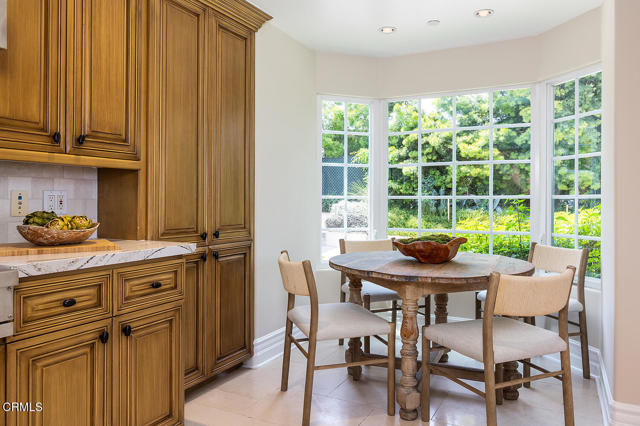 Detail Gallery Image 15 of 46 For 15450 Briarwood Dr, Sherman Oaks,  CA 91403 - 4 Beds | 4/1 Baths