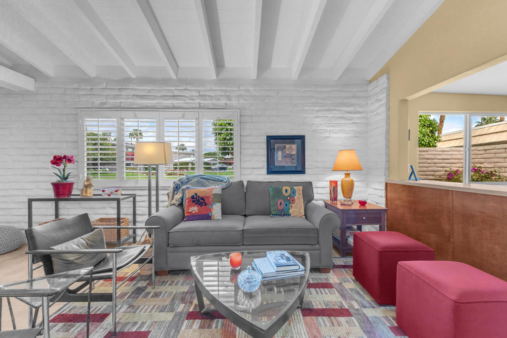 MLS #219138810DA image #5