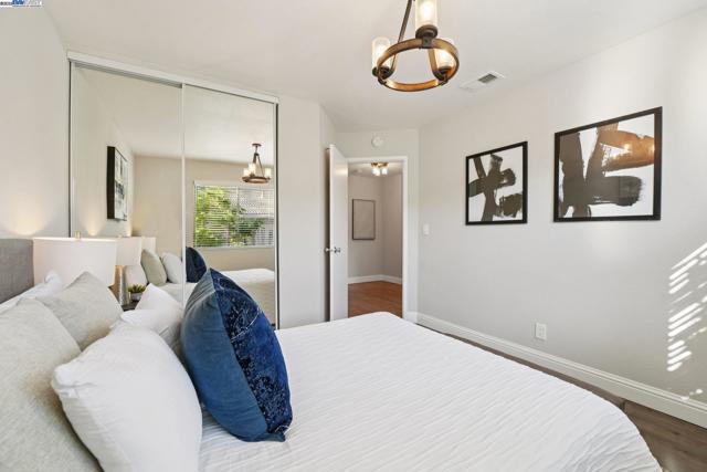 33177 Quail Drive, Union City CA: https://media.crmls.org/mediaz/4456f986-014f-4243-b394-e66a748698b0.jpg