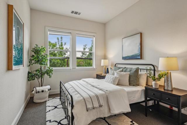 6052 Alpine Blue Drive, San Ramon CA: https://media.crmls.org/mediaz/44573b2f-ab57-4727-921e-67455c472541.jpg
