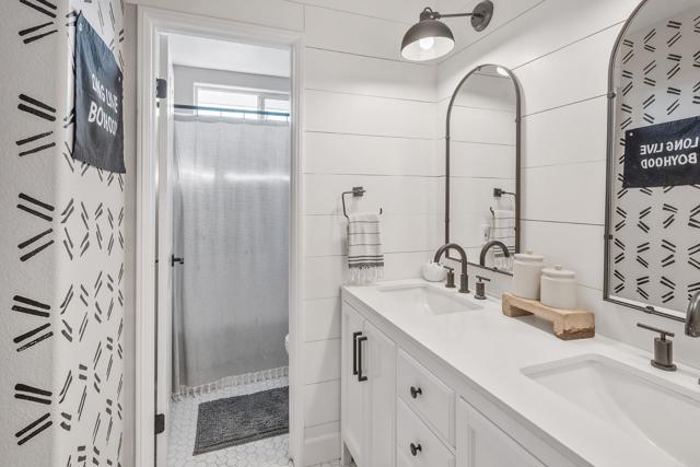 Detail Gallery Image 38 of 75 For 561 Chesterfield Cir, San Marcos,  CA 92069 - 4 Beds | 3 Baths