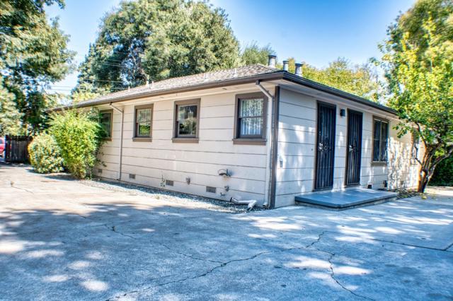 640 Circle Drive, East Palo Alto CA: https://media.crmls.org/mediaz/44598265-effd-41a9-afba-7e0d8b45e378.jpg